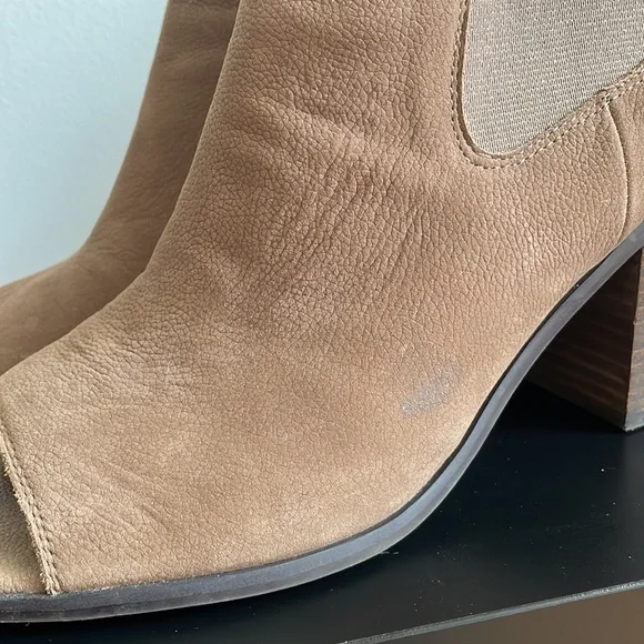 Open Toe Block Heels - Picture 4 of 6